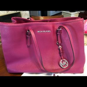 Michael Kors Jet Set Pink Travel Tote